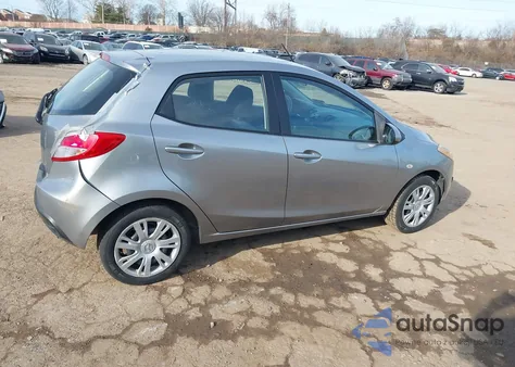 2011 Mazda Mazda2 Sport from USA, damaged, VIN JM1DE1HZ3B0103816